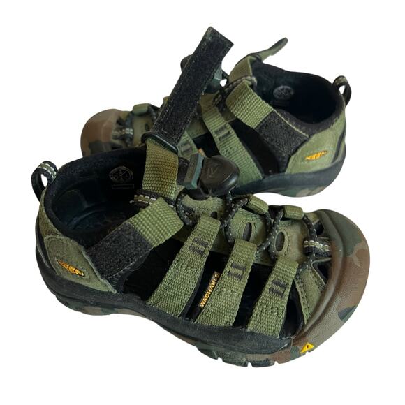 Keen Newport H2 Waterproof Camo Print Green Shoes Size 9 - Picture 9 of 9
